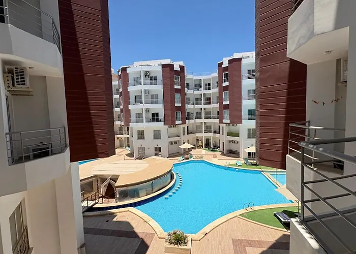 Apartahotel Cozy Pool-view At Aqua Palms Hurghada