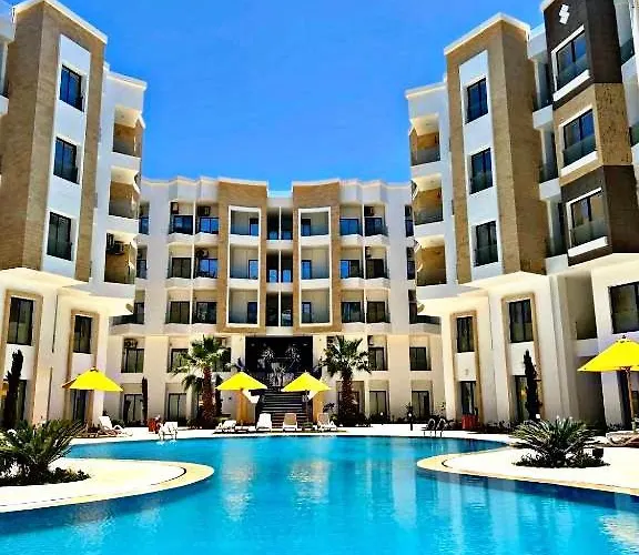 Cozy Pool-view At Aqua Palms Apartahotel